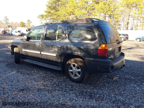 2003 GMC Envoy XL SLT with VIN 1GKET16S636121620, listed as a IAAI auction lot 41197711 with 225,866 mi miles. Bid and sale history available at carsss.com. Image 3.