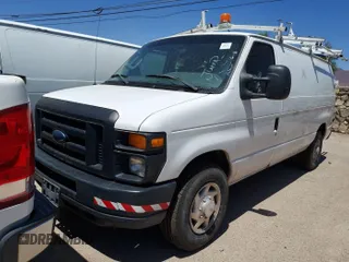 2009 Ford Econoline Cargo z VIN 1FTNE24L39DA13631, wystawiony jako IAAI lot #42563186 z przebiegiem 140 603 mil mil oraz . Historia ofert i sprzedaży dostępna na DreamBid. Obrazek 35.
