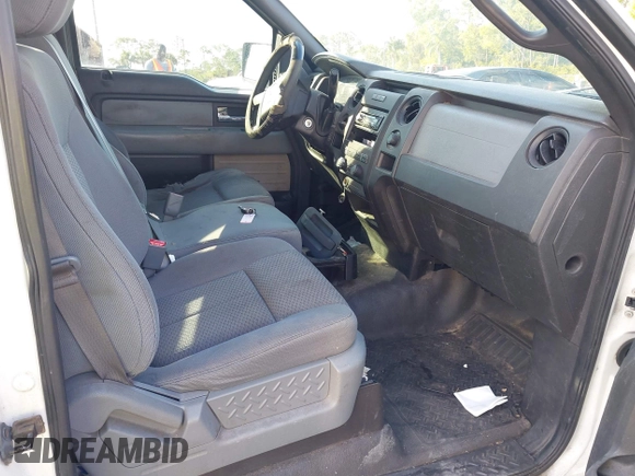 2013 Ford F-150 XL with VIN 1FTNF1CF5DKF81578, listed as a IAAI auction lot 41319200 with 251,998 mi miles. Bid and sale history available at carsss.com. Image 5.