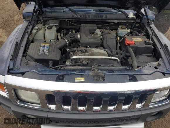 2008 Hummer H3 SUV with VIN 5GTEN13E588105398, listed as a Copart auction lot 73496344 with 132,122 mi miles and Clean Title. Bid and sale history available at carsss.com. Image 12.