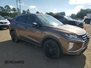 2018 Mitsubishi Eclipse Cross LE z VIN JA4AT4AA9JZ068282, wystawiony jako Copart lot #62085235 z przebiegiem 112 487 mil mil oraz Czysty tytuł • Clean title. Historia ofert i sprzedaży dostępna na DreamBid. Obrazek 4.