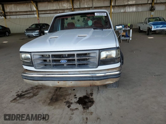 1995 Ford F-150 with VIN 1FTCF15YXSNB31068, listed as a Copart auction lot 51869245 with 0 mi miles and Clean Title. Bid and sale history available at carsss.com. Image 5.