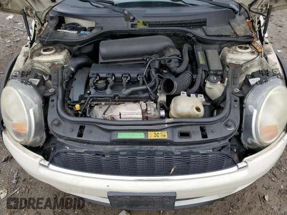 2008 MINI Hardtop S with VIN WMWMF735X8TT93951, listed as a Copart auction lot 57255895 with 107,798 mi miles and Clean Title. Bid and sale history available at DreamBid. Image 11.