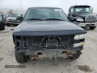 2004 Chevrolet Suburban LS with VIN 1GNFK16ZX4J165559, listed as a Copart auction lot 51263405 with 223,337 mi miles and Salvage Title. Bid and sale history available at carsss.com. Image 5.