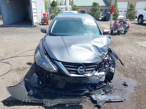 2017 Nissan Altima SV z VIN 1N4AL3AP6HC498990, wystawiony jako IAAI lot #42095268 z przebiegiem 105 253 mil mil oraz . Historia ofert i sprzedaży dostępna na DreamBid. Obrazek 11.