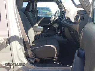 2018 Jeep Wrangler Unlimited Sport S с VIN 1C4HJXDGXJW280475, выставлен на аукционе IAAI как лот 42084746 с пробегом 93 228 миль миль и . История ставок и продаж доступна на DreamBid. Изображение 5.