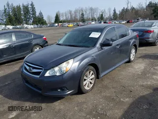 2012 Subaru Legacy 2.5i z VIN 4S3BMBA60C3022501, wystawiony jako IAAI lot #41665556 z przebiegiem 179 134 mil mil oraz . Historia ofert i sprzedaży dostępna na DreamBid. Obrazek 2.