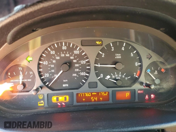 2005 BMW 3 Series 325xi with VIN WBAEU33455PR17327, listed as a Copart auction lot 80073734 with 177,760 mi miles and Salvage Title. Bid and sale history available at carsss.com. Image 9.