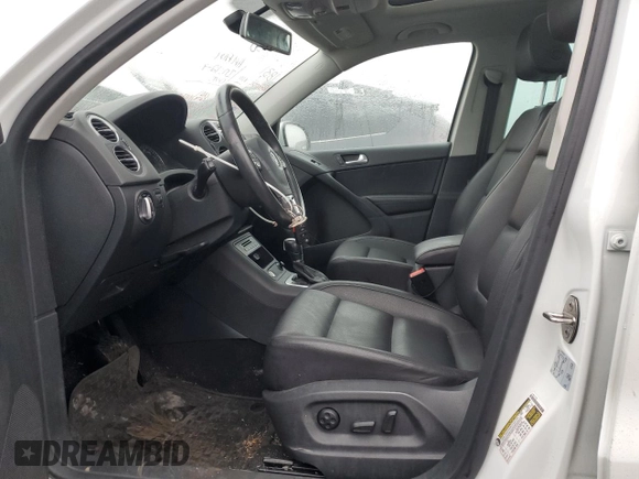 2016 Volkswagen Tiguan R-Line with VIN WVGBV7AX1GW543312, listed as a Copart auction lot 86631444 with 78,335 mi miles and Salvage Title. Bid and sale history available at DreamBid. Image 7.
