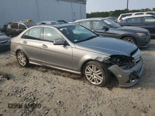 2008 Mercedes-Benz C 300 Sport with VIN WDDGF54X88F135386, listed as a Copart auction lot 59274095 with 154,723 mi miles and Salvage title. Bid and sale history available at DreamBid. Image 4.