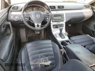 2009 Volkswagen CC with VIN WVWML93C19E547829, listed as a Copart auction lot 71481094 with 159,341 mi miles and Salvage Title. Bid and sale history available at DreamBid. Image 8.