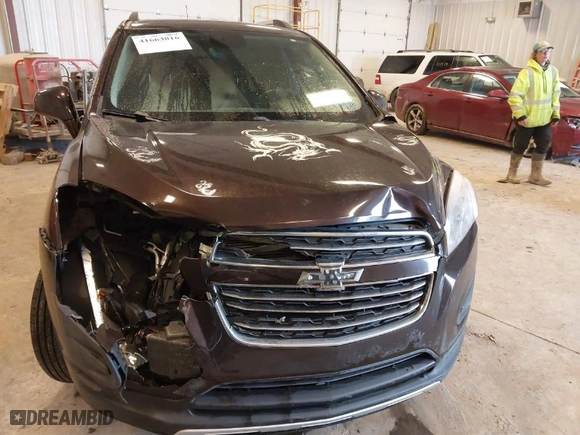 2015 Chevrolet Trax LT with VIN KL7CJRSB0FB061257, listed as a IAAI auction lot 41663816 with 148,157 mi miles. Bid and sale history available at carsss.com. Image 6.