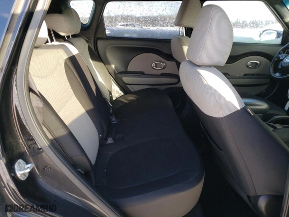 2014 Kia Soul with VIN KNDJN2A20E7001147, listed as a Copart auction lot 46058885 with 152,017 mi miles and Clean Title. Bid and sale history available at carsss.com. Image 10.