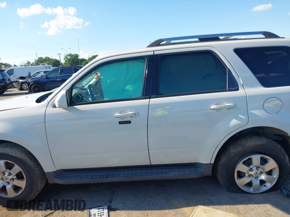 2011 Ford Escape Limited с VIN 1FMCU0EG8BKB72433, выставлен на аукционе IAAI как лот 42225233 с пробегом 177 319 миль миль и . История ставок и продаж доступна на DreamBid. Изображение 15.