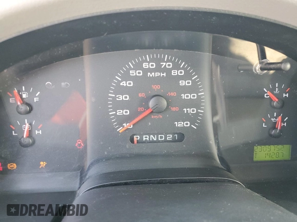 2004 Ford F-150 STX with VIN 1FTRX12W14KC22647, listed as a Copart auction lot 47804395 with 230,975 mi miles and Clean Title. Bid and sale history available at carsss.com. Image 9.