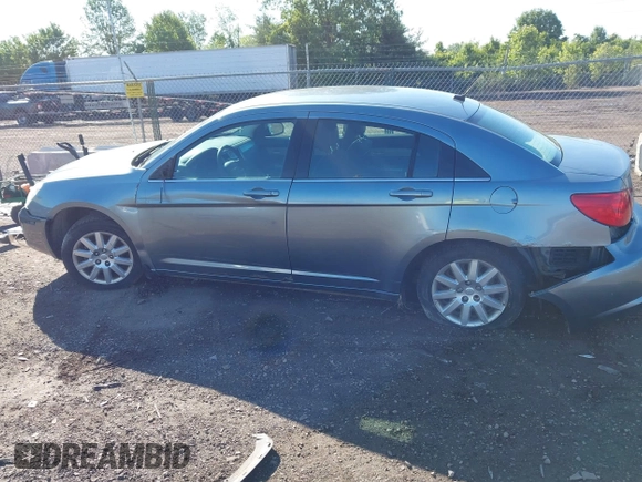 2010 Chrysler Sebring Touring z VIN 1C3CC4FB0AN128655, wystawiony jako IAAI lot #42311837 z przebiegiem 205 720 mil mil oraz . Historia ofert i sprzedaży dostępna na DreamBid. Obrazek 15.