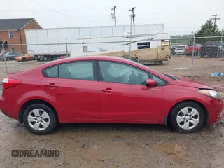 2016 Kia Forte LX z VIN KNAFK4A61G5526226, wystawiony jako IAAI lot #42345828 z przebiegiem 179 076 mil mil oraz . Historia ofert i sprzedaży dostępna na DreamBid. Obrazek 13.