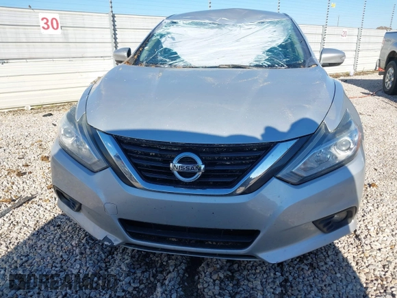 2017 Nissan Altima SL z VIN 1N4AL3AP7HC145805, wystawiony jako IAAI lot #41391734 z przebiegiem 121 753 mil mil oraz . Historia ofert i sprzedaży dostępna na DreamBid. Obrazek 12.