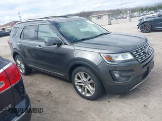 2016 Ford Explorer Limited with VIN 1FM5K8F89GGA06436, listed as a IAAI auction lot 42098933 with 215,526 mi miles. Bid and sale history available at carsss.com. Image 1.