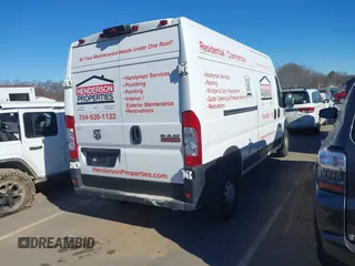 2021 Ram ProMaster Cargo z VIN 3C6LRVDG2ME567631, wystawiony jako IAAI lot #38779881 z przebiegiem 53 693 mil mil oraz . Historia ofert i sprzedaży dostępna na DreamBid. Obrazek 4.