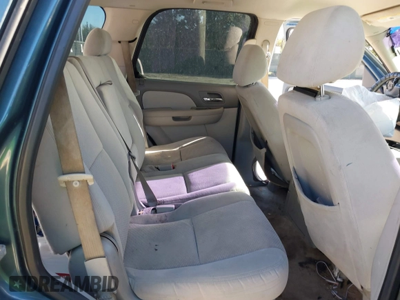 2008 Chevrolet Tahoe LS with VIN 1GNFC13C08R117881, listed as a IAAI auction lot 41216586 with 285,270 mi miles and . Bid and sale history available at DreamBid. Image 8.