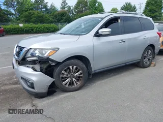 2017 Nissan Pathfinder SV с VIN 5N1DR2MN6HC911044, выставлен на аукционе IAAI как лот 42321805 с пробегом 110 902 миль миль и . История ставок и продаж доступна на DreamBid. Изображение 17.