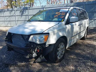 2015 Chrysler Town & Country Touring with VIN 2C4RC1BG4FR755536, listed as a IAAI auction lot 41769040 with 118,393 mi miles and . Bid and sale history available at DreamBid. Image 17.