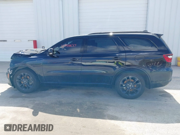 2024 Dodge Durango R/T Premium with VIN 1C4SDJCT3RC139804, listed as a IAAI auction lot 41866637 with 10,750 mi miles and . Bid and sale history available at DreamBid. Image 15.