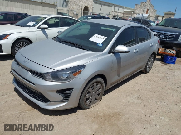 2023 Kia Rio S z VIN 3KPA24AD6PE600384, wystawiony jako IAAI lot #42003099 z przebiegiem 27 001 mil mil oraz . Historia ofert i sprzedaży dostępna na DreamBid. Obrazek 17.