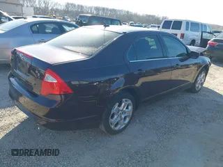 2011 Ford Fusion SE with VIN 3FAHP0HA1BR241568, listed as a IAAI auction lot 41581285 with 137,237 mi miles. Bid and sale history available at carsss.com. Image 4.