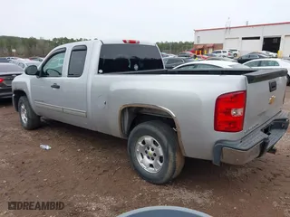 2012 Chevrolet Silverado 1500 LT with VIN 1GCRCSE01CZ332418, listed as a IAAI auction lot 41861959 with 309,818 mi miles. Bid and sale history available at carsss.com. Image 3.