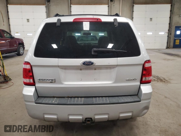 2008 Ford Escape XLT с VIN 1FMCU93128KD51496, выставлен на аукционе Copart как лот 57055865 с пробегом 204 224 миль миль и Списание • Salvage title. История ставок и продаж доступна на DreamBid. Изображение 6.