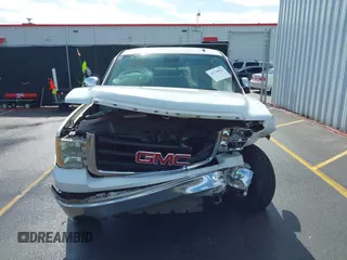 2009 GMC Sierra 1500 with VIN 1GTEC39J69Z260325, listed as a IAAI auction lot 41719022 with 207,647 mi miles and . Bid and sale history available at DreamBid. Image 12.