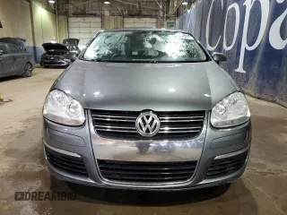 2010 Volkswagen Jetta TDI z VIN 3VWAL7AJ1AM128254, wystawiony jako Copart lot #48739525 z przebiegiem 164 823 mil mil oraz Czysty tytuł • Clean title. Historia ofert i sprzedaży dostępna na DreamBid. Obrazek 5.