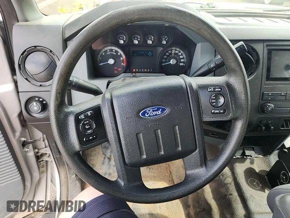 2014 Ford F-250 XL with VIN 1FT7X2B6XEEB53759, listed as a IAAI auction lot 42624858 with 118,283 mi miles and . Bid and sale history available at DreamBid. Image 15.