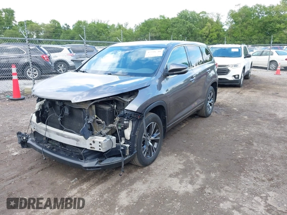 2017 Toyota Highlander LE with VIN 5TDBZRFH0HS484454, listed as a IAAI auction lot 42338740 with 58,047 mi miles and . Bid and sale history available at DreamBid. Image 17.