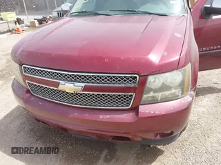 2008 Chevrolet Suburban 2LT with VIN 3GNFK16368G244066, listed as a IAAI auction lot 41788991 with 233,149 mi miles and . Bid and sale history available at DreamBid. Image 6.