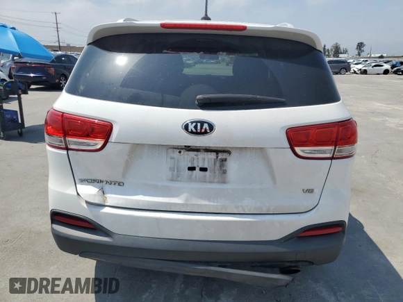 2016 Kia Sorento LX with VIN 5XYPG4A58GG178030, listed as a Copart auction lot 55608725 with 212,810 mi miles and Salvage Title. Bid and sale history available at carsss.com. Image 6.