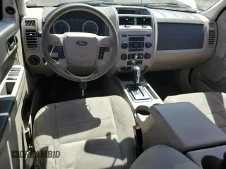 2010 Ford Escape Hybrid with VIN 1FMCU4K30AKB92313, listed as a Copart auction lot 54142145 with 159,175 mi miles and Salvage title. Bid and sale history available at DreamBid. Image 8.