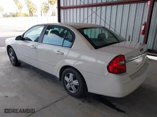 2006 Chevrolet Malibu LS w/1LS with VIN 1G1ZS51F36F118267, listed as a IAAI auction lot 41575599 with 193,496 mi miles. Bid and sale history available at carsss.com. Image 3.