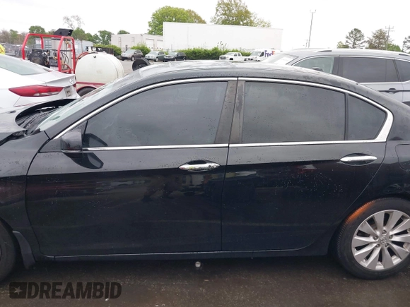 2013 Honda Accord EX-L with VIN 1HGCR2F82DA240843, listed as a IAAI auction lot 41932547 with 119,212 mi miles and . Bid and sale history available at DreamBid. Image 14.