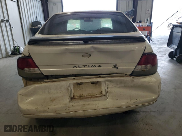 1999 Nissan Altima XE with VIN 1N4DL01D5XC221408, listed as a Copart auction lot 71363084 with 207,485 mi miles and Salvage Title. Bid and sale history available at carsss.com. Image 6.