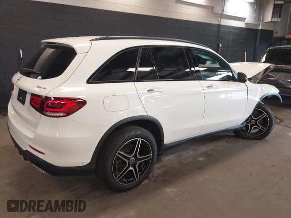 2022 Mercedes-Benz GLC 300 z VIN W1N0G8EB2NV351757, wystawiony jako IAAI lot #42097931 z przebiegiem 42 930 mil mil oraz . Historia ofert i sprzedaży dostępna na DreamBid. Obrazek 4.