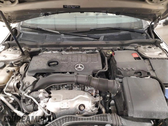 2019 Mercedes-Benz A 220 z VIN WDD3G4FB8KW001993, wystawiony jako Copart lot #49063505 z przebiegiem 60 043 mil mil oraz Nie do naprawy • Non repairable. Historia ofert i sprzedaży dostępna na DreamBid. Obrazek 11.