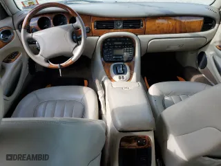 2000 Jaguar XJ with VIN SAJDA14C4YLF17633, listed as a Copart auction lot 74607544 with 89,114 mi miles and Clean Title. Bid and sale history available at carsss.com. Image 8.