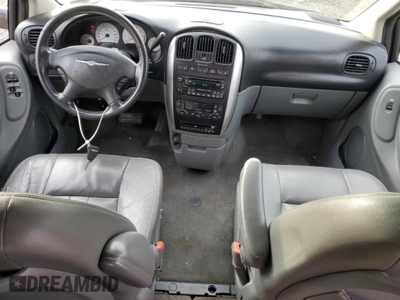 2007 Chrysler Town & Country LWB Touring with VIN 2A4GP54L47R267129, listed as a Copart auction lot 83315144 with 160,295 mi miles and Salvage Title. Bid and sale history available at carsss.com. Image 8.