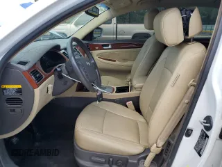 2013 Hyundai Genesis 3.8L z VIN KMHGC4DD7DU244166, wystawiony jako Copart lot #58535535 z przebiegiem 97 449 mil mil oraz Szkoda całkowita • Salvage title. Historia ofert i sprzedaży dostępna na DreamBid. Obrazek 7.