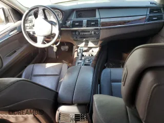 2010 BMW X5 35d with VIN 5UXFF0C58ALT76928, listed as a Copart auction lot 49082825 with 184,662 mi miles and Salvage Title. Bid and sale history available at carsss.com. Image 8.