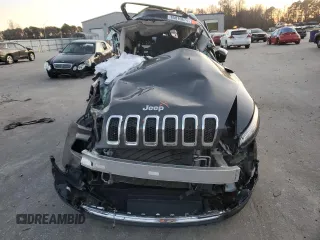 2017 Jeep Cherokee Limited z VIN 1C4PJLDS8HW643570, wystawiony jako Copart lot #85010674 z przebiegiem 78 184 mil mil oraz Szkoda całkowita • Salvage title. Historia ofert i sprzedaży dostępna na DreamBid. Obrazek 5.