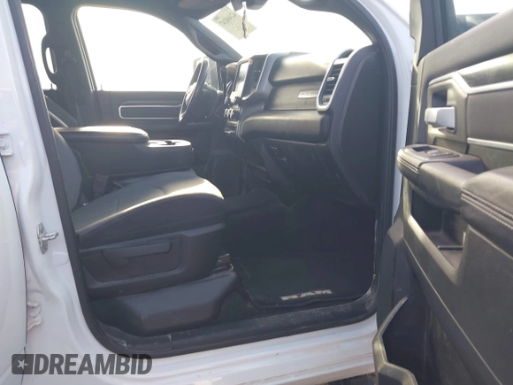 2024 Ram 2500 Big Horn with VIN 3C6UR5DLXRG296296, listed as a IAAI auction lot 42460247 with 56,093 mi miles and . Bid and sale history available at DreamBid. Image 5.